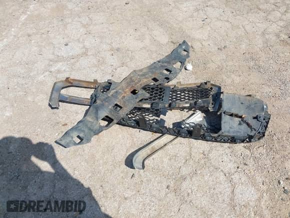 2017 Ram 1500 Tradesman z VIN 1C6RR6ST9HS605293, wystawiony jako IAAI lot #43151679 z przebiegiem 183 474 mil mil oraz . Historia ofert i sprzedaży dostępna na DreamBid. Obrazek 12.