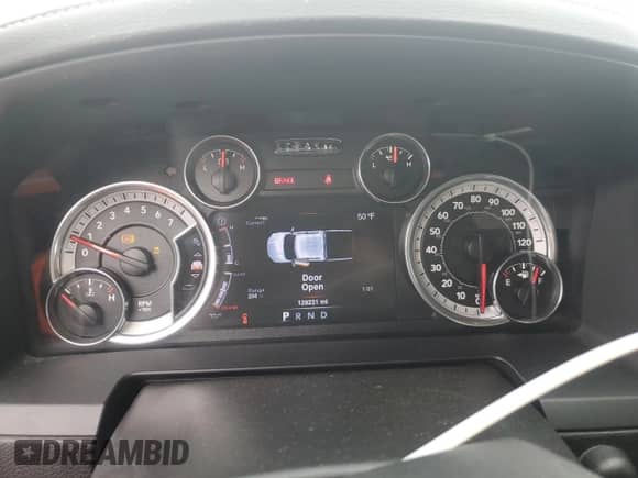 2016 Ram 1500 Laramie with VIN 1C6RR7NG2GS138916, listed as a Copart auction lot 51616875 with 129,231 mi miles and Clean title. Bid and sale history available at DreamBid. Image 9.