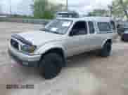 2001 Toyota Tacoma с VIN 5TEWN72N81Z821071, выставлен на аукционе IAAI как лот 42090559 с пробегом 267 702 миль миль и . История ставок и продаж доступна на DreamBid. Изображение 2.