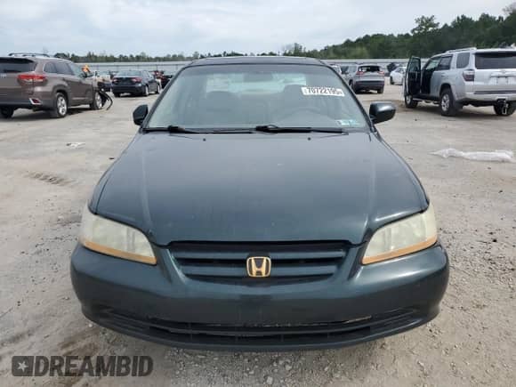 2001 Honda Accord EX with VIN 1HGCG16581A035500, listed as a Copart auction lot 70722195 with Not provided miles and Salvage title. Bid and sale history available at DreamBid. Image 5.