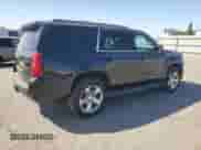 2019 Chevrolet Tahoe LS z VIN 1GNSCAKC6KR230757, wystawiony jako Copart lot #72027705 z przebiegiem 82 004 mil mil oraz Szkoda całkowita • Salvage title. Historia ofert i sprzedaży dostępna na DreamBid. Obrazek 3.