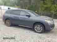 2014 Nissan Pathfinder S z VIN 5N1AR2MM1EC634809, wystawiony jako Copart lot #81756445 z przebiegiem 197 790 mil mil oraz Czysty tytuł • Clean title. Historia ofert i sprzedaży dostępna na DreamBid. Obrazek 4.