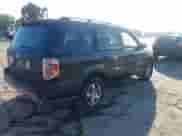 2006 Honda Pilot EX-L z VIN 5FNYF285X6B001714, wystawiony jako IAAI lot #43431275 z przebiegiem 196 451 mil mil oraz . Historia ofert i sprzedaży dostępna na DreamBid. Obrazek 4.