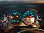 2011 Chevrolet Silverado 3500HD SRW LT z VIN 1GC4K0C83BF221444, wystawiony jako Copart lot #65460995 z przebiegiem 168 217 mil mil oraz Czysty tytuł • Clean title. Historia ofert i sprzedaży dostępna na DreamBid. Obrazek 9.