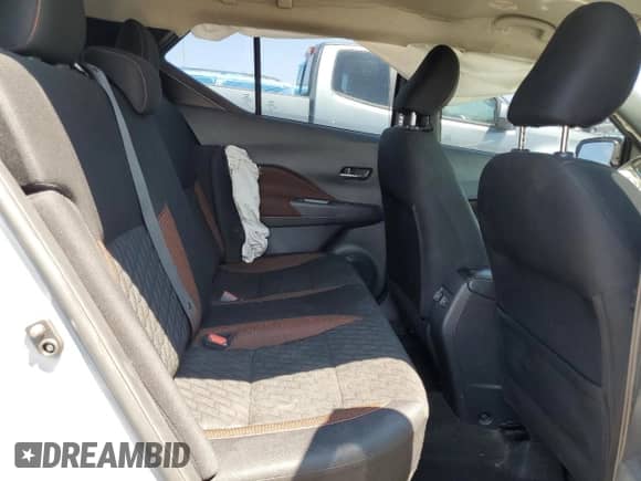 2022 Nissan Kicks SR z VIN 3N1CP5DVXNL530453, wystawiony jako Copart lot #59003015 z przebiegiem 79 099 mil mil oraz Szkoda całkowita • Salvage title. Historia ofert i sprzedaży dostępna na DreamBid. Obrazek 11.