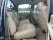 2005 GMC Sierra 1500 SLE z VIN 2GTEK13T751200347, wystawiony jako Copart lot #60863495 z przebiegiem 272 891 mil mil oraz Czysty tytuł • Clean title. Historia ofert i sprzedaży dostępna na DreamBid. Obrazek 10.