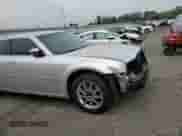 2007 Chrysler 300 C with VIN 2C3LK63H67H611432, listed as a Copart auction lot 67970445 with 92,768 mi miles and Salvage title. Bid and sale history available at DreamBid. Image 14.