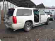 2014 Cadillac Escalade ESV Luxury с VIN 1GYS4HEF4ER218433, выставлен на аукционе IAAI как лот 41152677 с пробегом 51 315 миль миль и . История ставок и продаж доступна на DreamBid. Изображение 4.