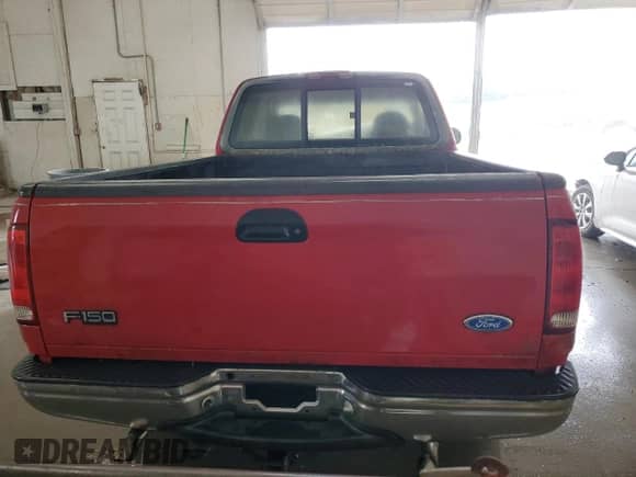 1997 Ford F-150 XL с VIN 1FTEX17L2VNB81619, выставлен на аукционе Copart как лот 68626805 с пробегом 198 610 миль миль и Списание • Salvage title. История ставок и продаж доступна на DreamBid. Изображение 6.