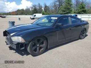 2013 Dodge Charger SXT z VIN 2C3CDXHG0DH546685, wystawiony jako Copart lot #65031765 z przebiegiem 191 416 mil mil oraz Szkoda całkowita • Salvage title. Historia ofert i sprzedaży dostępna na DreamBid. Obrazek 1.