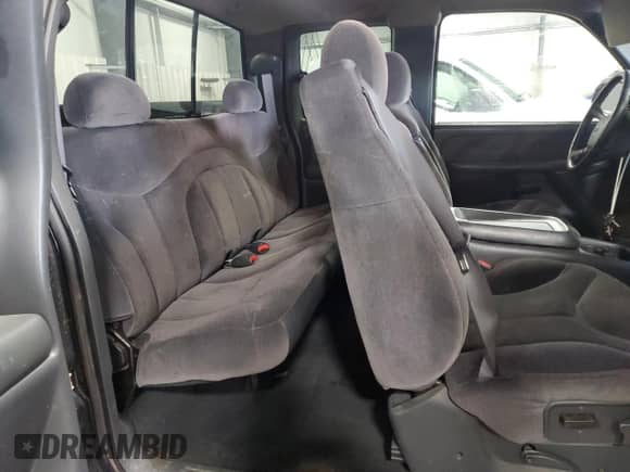 2002 GMC Sierra 1500 SLE with VIN 2GTEK19TX21220451, listed as a Copart auction lot 68935095 with 225,478 mi miles and Clean title. Bid and sale history available at DreamBid. Image 10.