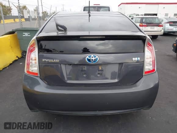 2015 Toyota Prius Two with VIN JTDKN3DU9F0461599, listed as a IAAI auction lot 43523985 with 296,185 mi miles and . Bid and sale history available at DreamBid. Image 16.