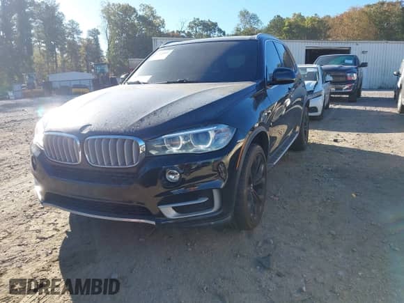 2016 BMW X5 xDrive35i with VIN 5UXKR0C52G0P26585, listed as a IAAI auction lot 43518052 with 137,194 mi miles and . Bid and sale history available at DreamBid. Image 2.