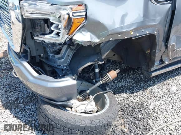 2020 GMC Sierra 1500 Denali with VIN 1GTU9FEL5LZ176121, listed as a IAAI auction lot 42469907 with 84,406 mi miles and . Bid and sale history available at DreamBid. Image 6.