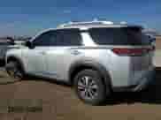 2023 Nissan Pathfinder SL с VIN 5N1DR3CC2PC222400, выставлен на аукционе Copart как лот 86621625 с пробегом 42 261 миль миль и Чистый • Clean title. История ставок и продаж доступна на DreamBid. Изображение 2.