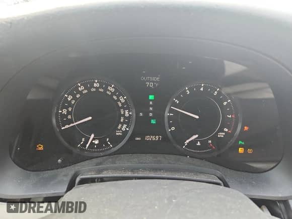 2010 Lexus IS 250 C z VIN JTHFF2C22A2509836, wystawiony jako Copart lot #70306335 z przebiegiem 102 697 mil mil oraz Szkoda całkowita • Salvage title. Historia ofert i sprzedaży dostępna na DreamBid. Obrazek 9.