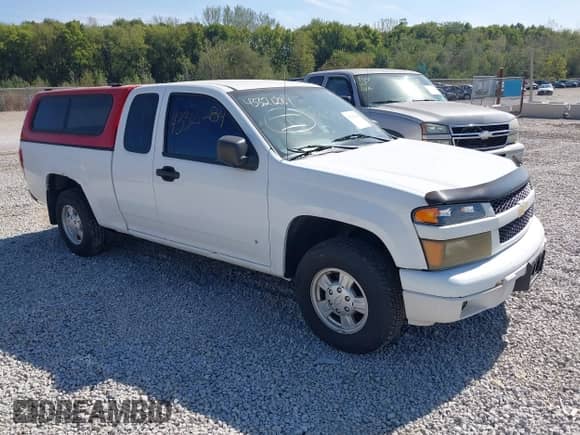 2006 Chevrolet Colorado Work Truck z VIN 1GCCS198668272911, wystawiony jako IAAI lot #43321284 z przebiegiem 165 178 mil mil oraz . Historia ofert i sprzedaży dostępna na DreamBid. Obrazek 1.