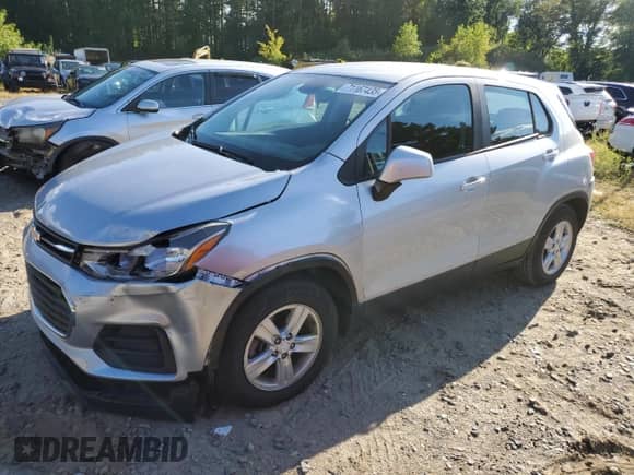 2019 Chevrolet Trax LS with VIN 3GNCJKSB1KL259999, listed as a Copart auction lot 71167435 with 91,993 mi miles and Salvage title. Bid and sale history available at DreamBid. Image 1.