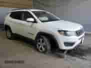 2019 Jeep Compass Latitude с VIN 3C4NJDBB9KT597566, выставлен на аукционе Copart как лот 71518005 с пробегом 70 562 миль миль и Списание • Salvage title. История ставок и продаж доступна на DreamBid. Изображение 4.