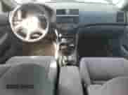 2003 Honda Accord LX с VIN 3HGCM56333G710320, выставлен на аукционе Copart как лот 85539235 с пробегом 198 899 миль миль и Списание • Salvage title. История ставок и продаж доступна на DreamBid. Изображение 8.