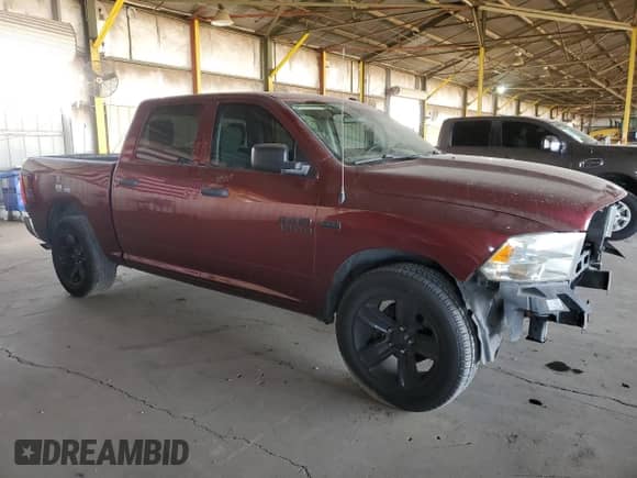 2018 Ram 1500 Tradesman z VIN 3C6RR6KT9JG118351, wystawiony jako Copart lot #47204225 z przebiegiem 107 356 mil mil oraz Szkoda całkowita • Salvage title. Historia ofert i sprzedaży dostępna na DreamBid. Obrazek 4.