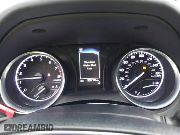 2020 Toyota Camry SE z VIN 4T1G11AK7LU943920, wystawiony jako IAAI lot #43352053 z przebiegiem 99 718 mil mil oraz . Historia ofert i sprzedaży dostępna na DreamBid. Obrazek 7.