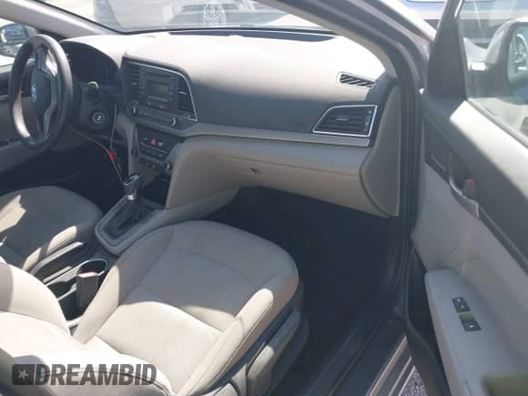 2017 Hyundai Elantra SE с VIN 5NPD74LF4HH144945, выставлен на аукционе IAAI как лот 42993108 с пробегом 65 419 миль миль и . История ставок и продаж доступна на DreamBid. Изображение 5.