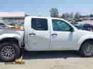 2014 Nissan Frontier SV с VIN 1N6AD0ER0EN725587, выставлен на аукционе IAAI как лот 42349058 с пробегом 101 191 миль миль и . История ставок и продаж доступна на DreamBid. Изображение 13.