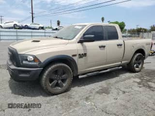 2019 Ram 1500 Big Horn z VIN 1C6RR6GT0KS722602, wystawiony jako Copart lot #64776035 z przebiegiem 122 414 mil mil oraz Szkoda całkowita • Salvage title. Historia ofert i sprzedaży dostępna na DreamBid. Obrazek 1.