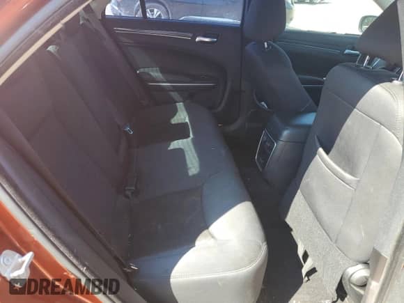 2020 Chrysler 300 Touring с VIN 2C3CCAAG1LH220712, выставлен на аукционе Copart как лот 71967775 с пробегом 91 022 миль миль и Списание • Salvage title. История ставок и продаж доступна на DreamBid. Изображение 10.