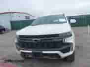 2022 Chevrolet Suburban Z71 с VIN 1GNSKDKD1NR121432, выставлен на аукционе IAAI как лот 42464685 с пробегом 55 335 миль миль и . История ставок и продаж доступна на DreamBid. Изображение 12.