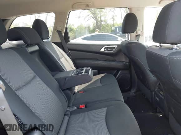 2019 Nissan Pathfinder SL with VIN 5N1DR2MM0KC577690, listed as a IAAI auction lot 42041700 with 133,392 mi miles and . Bid and sale history available at DreamBid. Image 8.