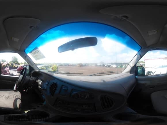 2004 Ford Econoline Cargo with VIN 1FTRE14W04HA33858, listed as a IAAI auction lot 42208787 with 92,012 mi miles and . Bid and sale history available at DreamBid. Image 18.