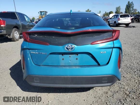 2022 Toyota Prius XLE with VIN JTDKAMFP7N3202583, listed as a Copart auction lot 81528165 with 96,820 mi miles and Salvage title. Bid and sale history available at DreamBid. Image 6.
