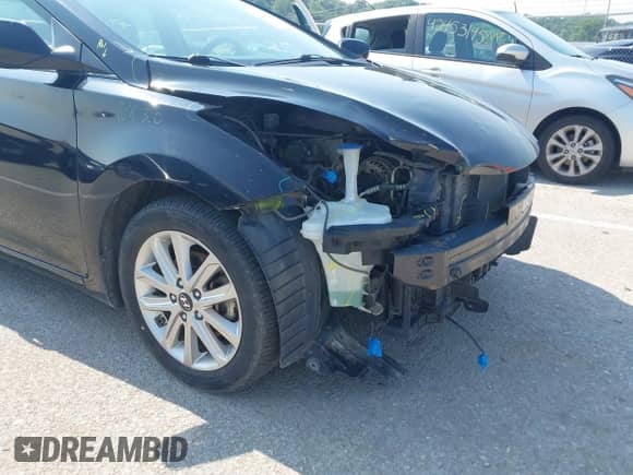 2015 Hyundai Elantra Limited с VIN KMHDH4AE5FU303168, выставлен на аукционе IAAI как лот 42447992 с пробегом 116 756 миль миль и . История ставок и продаж доступна на DreamBid. Изображение 15.