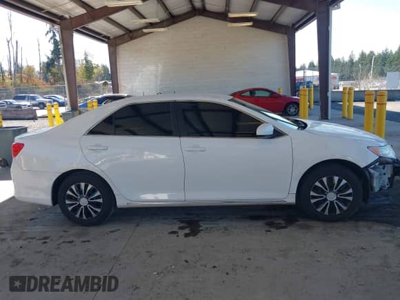 2013 Toyota Camry L with VIN 4T1BF1FK8DU300028, listed as a IAAI auction lot 43329521 with 123,395 mi miles and . Bid and sale history available at DreamBid. Image 14.