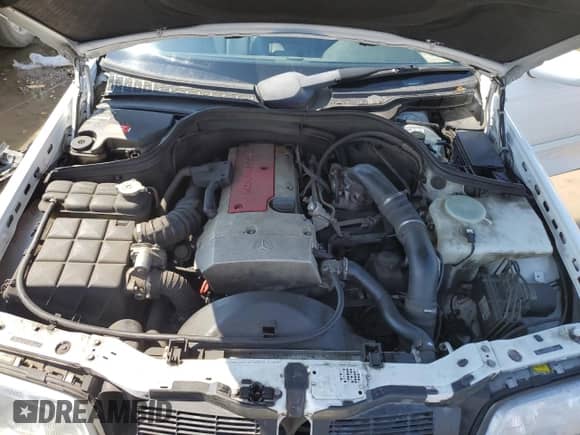 1999 Mercedes-Benz C 230/260/280/320 z VIN WDBHA24G3XA757741, wystawiony jako Copart lot #62602045 z przebiegiem 85 928 mil mil oraz Czysty tytuł • Clean title. Historia ofert i sprzedaży dostępna na DreamBid. Obrazek 11.
