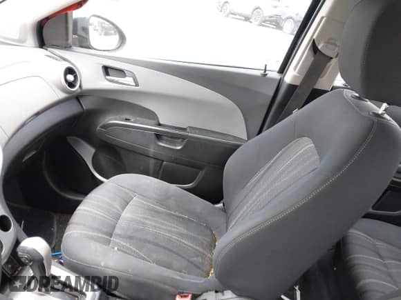 2018 Chevrolet Sonic LT with VIN 1G1JD5SHXJ4140679, listed as a IAAI auction lot 42870265 with 181,883 mi miles and . Bid and sale history available at DreamBid. Image 5.