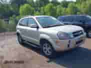 2009 Hyundai Tucson с VIN KM8JN12BX9U128063, выставлен на аукционе IAAI как лот 42531206 с пробегом 180 449 миль миль и . История ставок и продаж доступна на DreamBid. Изображение 1.