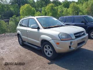 2009 Hyundai Tucson с VIN KM8JN12BX9U128063, выставлен на аукционе IAAI как лот 42531206 с пробегом 180 449 миль миль и . История ставок и продаж доступна на DreamBid. Изображение 1.