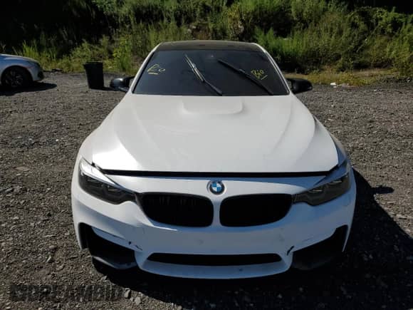 2015 BMW M3 z VIN WBS3C9C56FP804277, wystawiony jako Copart lot #68185105 z przebiegiem 98 083 mil mil oraz Szkoda całkowita • Salvage title. Historia ofert i sprzedaży dostępna na DreamBid. Obrazek 5.