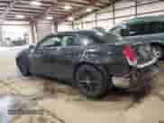 2016 Chrysler 300 Limited z VIN 2C3CCARG4GH358464, wystawiony jako Copart lot #43328695 z przebiegiem 74 923 mil mil oraz Czysty tytuł • Clean title. Historia ofert i sprzedaży dostępna na DreamBid. Obrazek 2.