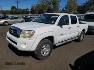 2007 Toyota Tacoma z VIN 5TELU42N17Z344609, wystawiony jako Copart lot #85285545 z przebiegiem 174 726 mil mil oraz Szkoda całkowita • Salvage title. Historia ofert i sprzedaży dostępna na DreamBid. Obrazek 1.