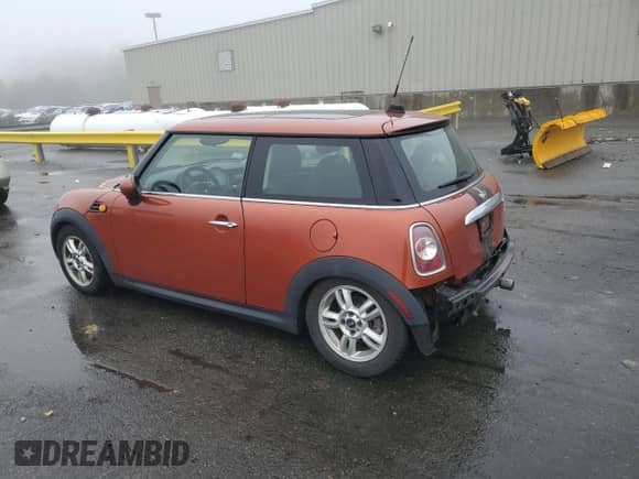2013 MINI Hardtop with VIN WMWSU3C58DT545841, listed as a Copart auction lot 54144755 with 163,411 mi miles and Clean title. Bid and sale history available at DreamBid. Image 2.