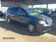 2009 Dodge Grand Caravan SXT with VIN 2D8HN54189R597794, listed as a IAAI auction lot 43359748 with 176,438 mi miles and . Bid and sale history available at DreamBid. Image 1.