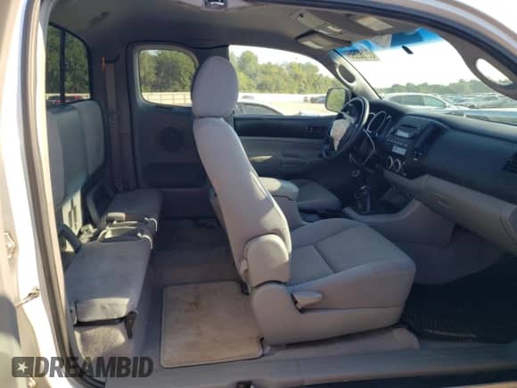 2007 Toyota Tacoma with VIN 5TEUX42N67Z381652, listed as a Copart auction lot 68182595 with 208,396 mi miles and Salvage title. Bid and sale history available at DreamBid. Image 10.