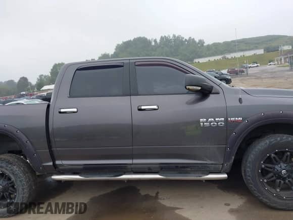 2017 Ram 1500 Big Horn z VIN 3C6RR7LT6HG688239, wystawiony jako IAAI lot #42849534 z przebiegiem 57 946 mil mil oraz . Historia ofert i sprzedaży dostępna na DreamBid. Obrazek 14.