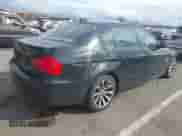 2009 BMW 3 Series 328i xDrive с VIN WBAPK53509A645488, выставлен на аукционе IAAI как лот 43525427 с пробегом 77 460 миль миль и . История ставок и продаж доступна на DreamBid. Изображение 4.