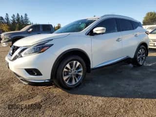 2018 Nissan Murano SV z VIN 5N1AZ2MH7JN174654, wystawiony jako Copart lot #84575475 z przebiegiem 149 598 mil mil oraz Czysty tytuł • Clean title. Historia ofert i sprzedaży dostępna na DreamBid. Obrazek 1.