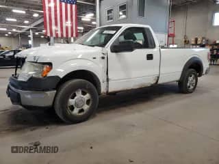 2010 Ford F-150 XL с VIN 1FTMF1C87AKA74335, выставлен на аукционе Copart как лот 55800515 с пробегом 418 283 миль миль и Списание • Salvage title. История ставок и продаж доступна на DreamBid. Изображение 1.